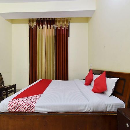 מנדי Oyo 28027 Hotel Dhruv מראה חיצוני תמונה