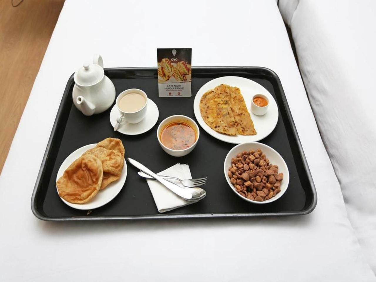 מנדי Oyo 28027 Hotel Dhruv מראה חיצוני תמונה