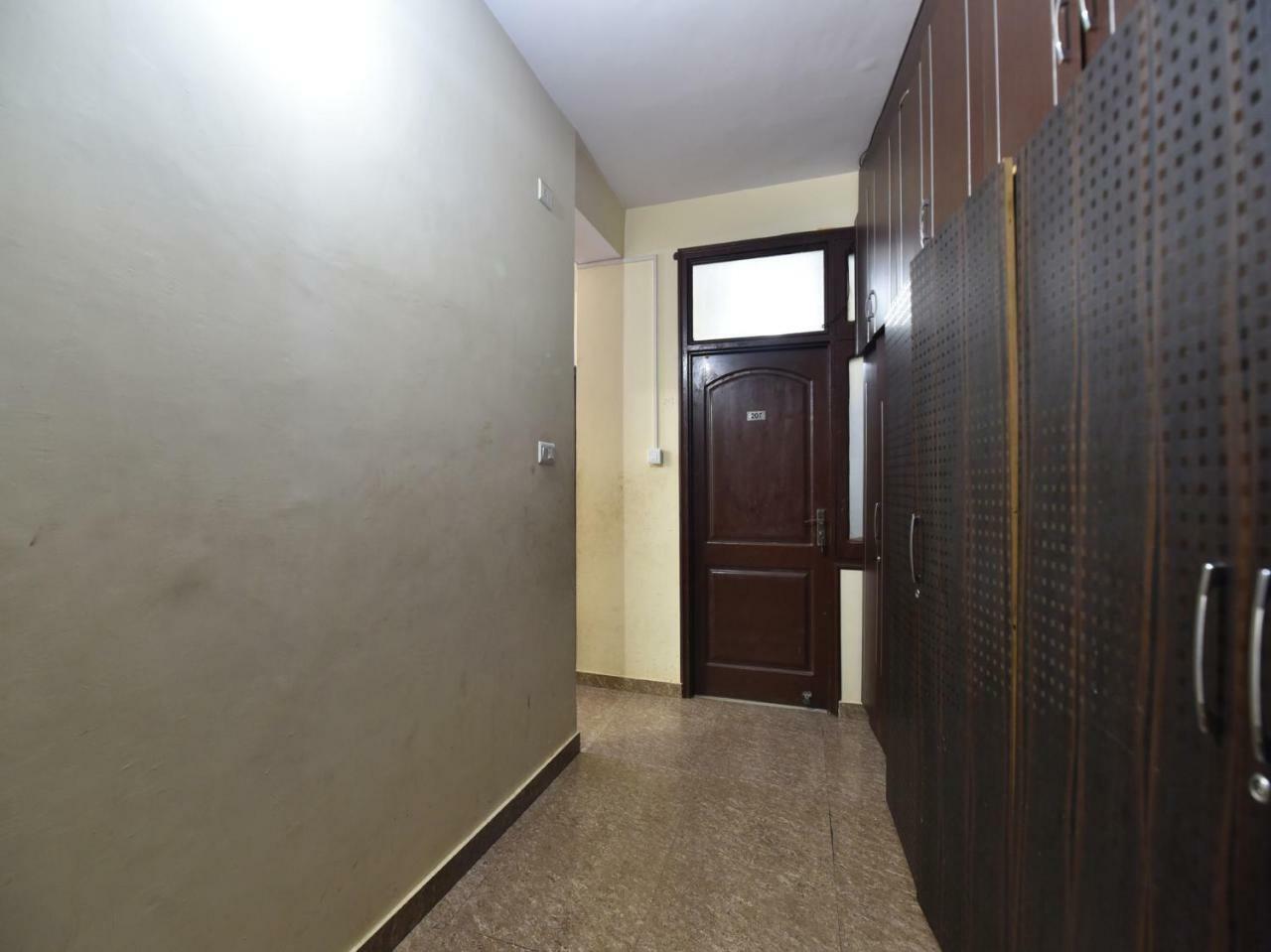 מנדי Oyo 28027 Hotel Dhruv מראה חיצוני תמונה