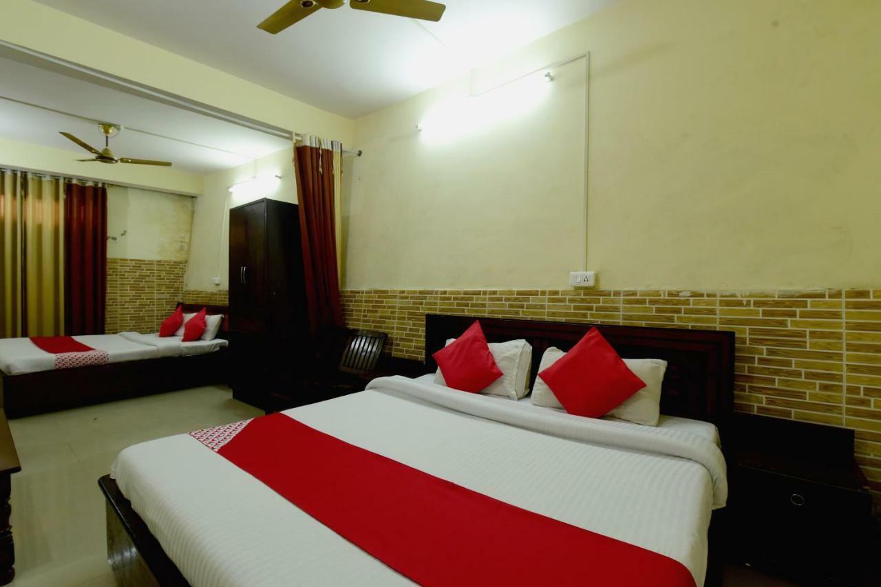 מנדי Oyo 28027 Hotel Dhruv מראה חיצוני תמונה