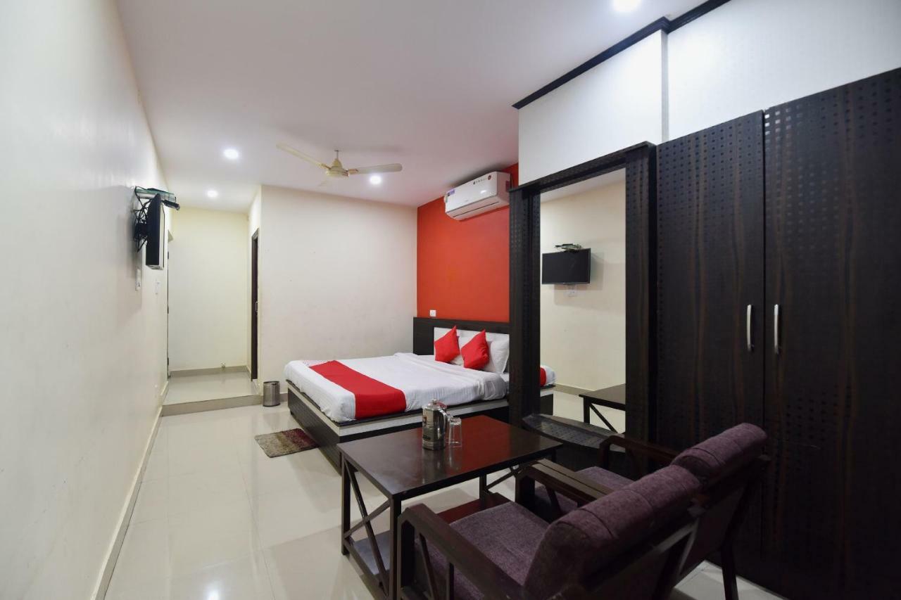 מנדי Oyo 28027 Hotel Dhruv מראה חיצוני תמונה